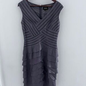 Adrianna Papell Gray Sleeveless Dress size 10